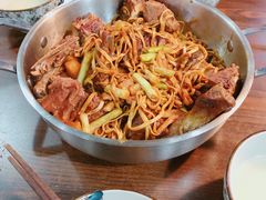 -内蒙焖面大盆骨餐馆(山大路店)