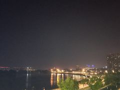-南京眼步行桥