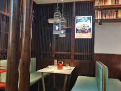 -阿瓦山寨·湘菜现炒·剁椒鱼头王(咸阳总店)