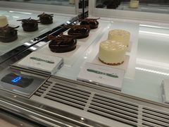 -潮一不贰·法式甜品·生日蛋糕·西式简餐(外滩店)