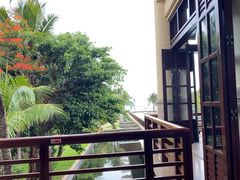 -亚龙湾喜来登·美景台大堂吧