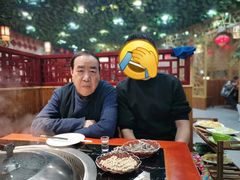 -袁小二大东北铁锅炖(吉祥村总部)