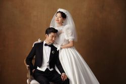 -AOROA·奥洛拉婚纱摄影·旅拍·礼服