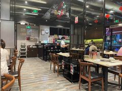 大堂-八合里潮汕鲜牛肉火锅(吉大店)