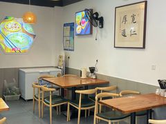 -裕兴记·蟹黄面馆养育巷精选店面馆