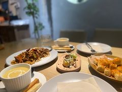 -本处·素食·融合料理(南油店)
