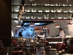 大堂-恰餐厅及酒吧 CHAR Bar & Grill (北京丽都皇冠假日店)