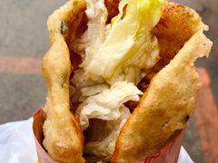 炸蛋葱油饼-小红车炸蛋葱油饼