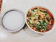 -汪胖子襄阳牛肉面(华丰路店)