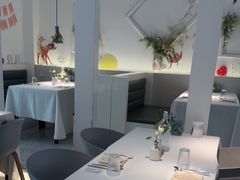 -春树下·树屋花房西餐厅(罍街AS1980店)