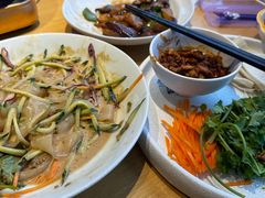 -关东小磨东北菜(上海长风大悦城店)