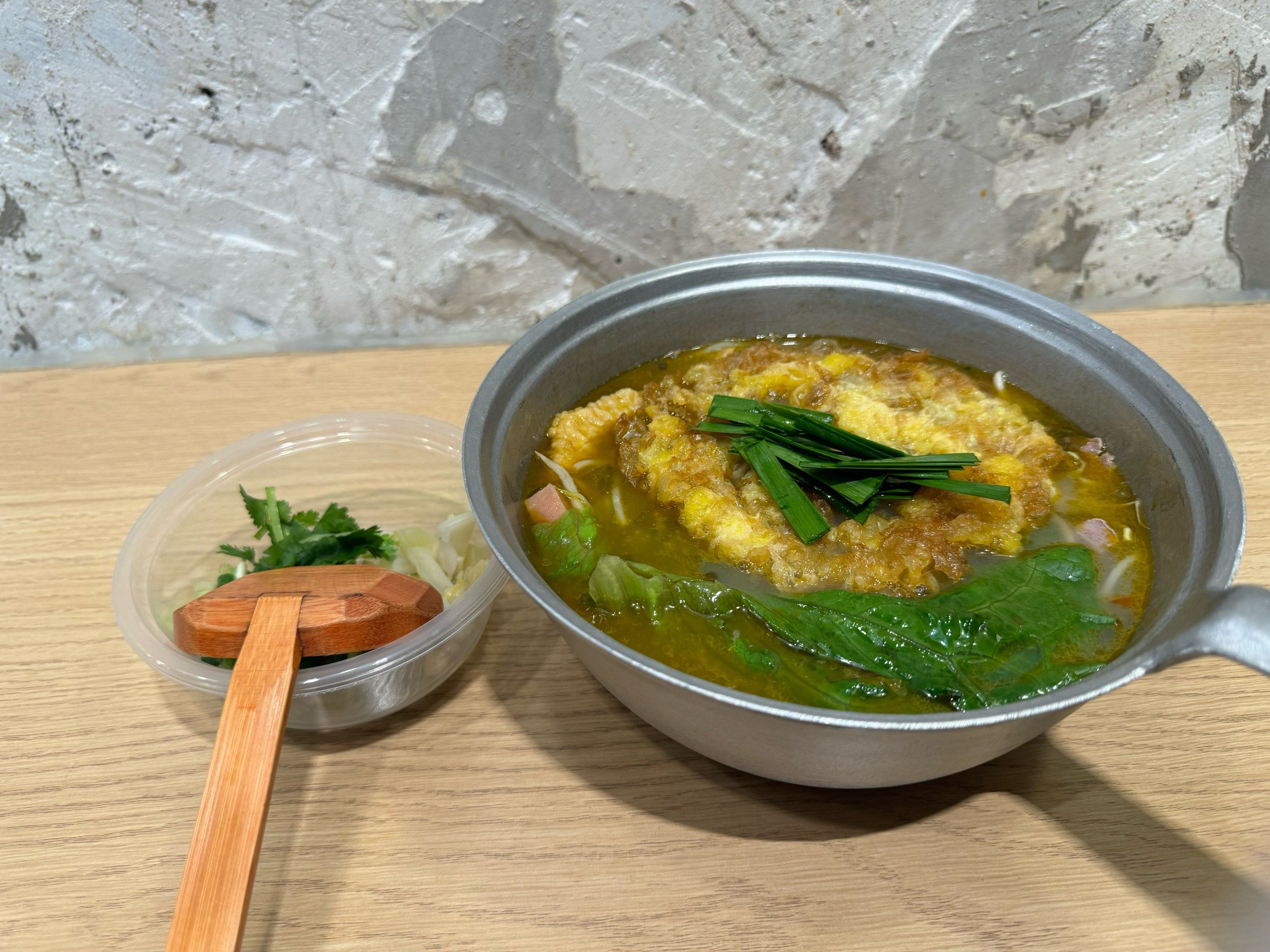 午餐时间～米线儿