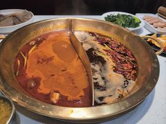 红白鸳鸯锅-小龙坎火锅(仓山万达店)