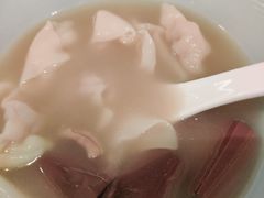 -君来湖滨饭店·玫瑰园
