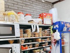 -湖南人家湘菜馆(镇江路店)