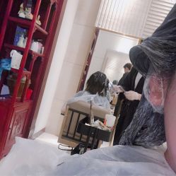 -Hello Lady发型设计