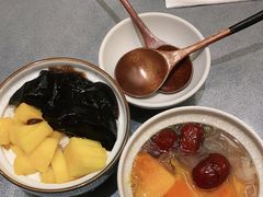 -小团圆糖水铺(襄阳南路店)