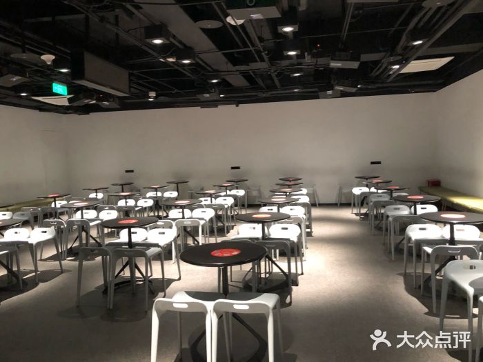 海底捞火锅(西单店)大堂图片