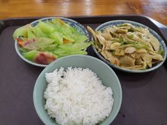 -荣华基·现炒快餐(肇嘉浜路店)