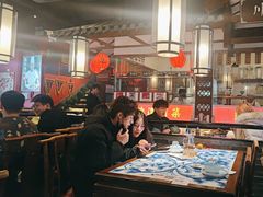 -川流不息·地道川菜·小龙虾(新松江路店)
