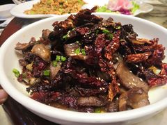 -蔼若春.传承三十年云南菜(金碧公园店)