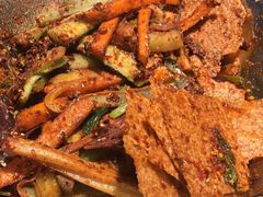 -嘎嘎鸭下巴·爆辣干锅(明教寺店)