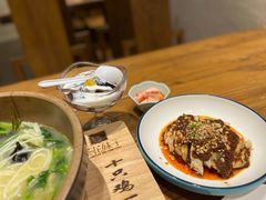 -茶花妹子云南餐厅(传媒大学店)
