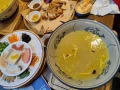 -芸南道·过桥米线(昆明老街旗舰店)