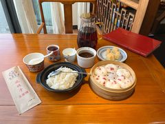 -鸽舞笙平金牌烧鸽子·融合菜(鲁谷店)