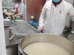 -金陵老丁家馄饨(新街口店)