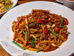 -爱碗亭·鲜炒湖南菜(壹城中心店)