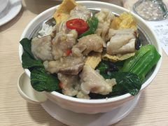 -佰搭果·广式茶餐厅(西华路店)