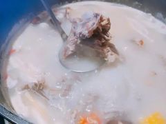 -三人行骨头王火锅(长寿店)