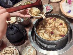 -蘑界·野生菌火锅(深业上城店)