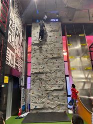 -嗨翻Hi-Fun竞技主题乐园·蹦床团建生日聚会(五棵松华熙店)