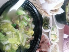 -闫家驴肉老店(华电一校店)