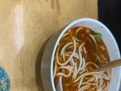 -三千粉牛肉米粉(来客茂店)