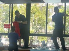 -崴海渔村(虹梅路店)