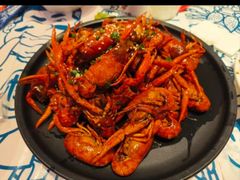 -松哥油焖大虾.小龙虾.黑鸭煲(海岸城店)