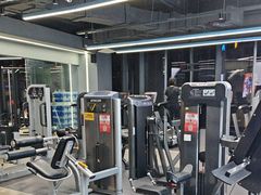 -超鹿运动(五四路恒力城店)