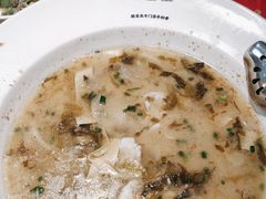 -渔语鱼酸菜鱼新川菜(来福士店)