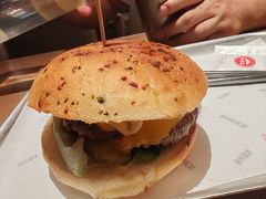 -必胜客(大宁路店)