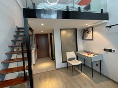 -斯维登酒店公寓(成都九眼桥牛市口地铁站店)