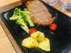 -必胜客(康华路店)