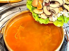 -阿山卓·野生菌火锅·纳西火塘烤肉
