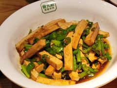 -费大厨辣椒炒肉(万家丽一店)