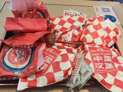 -塔斯汀中国汉堡(青岛城中城店)