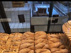 -Dough&Joe团憩(瑞虹天地月亮湾店)