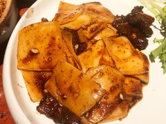 牛仔骨炒年糕-绿茶餐厅(成都万象城店)