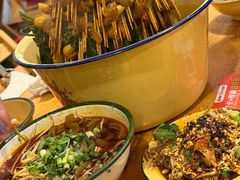 -拈签一笑黄牛肉辣卤串串